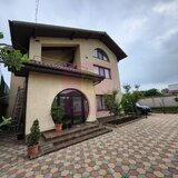 Vila individuala cu 5 camere, curte proprie in Afumati langa primarie